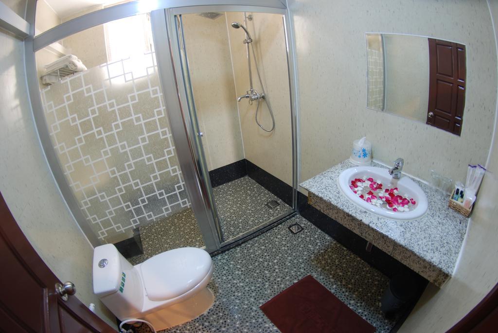 Holiday Hotel Rangun Szoba fotó